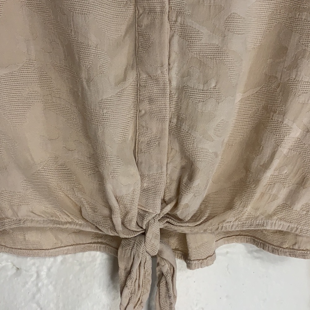 Anthropologie Cloth & Stone Joanie Tie Front Cream Tonal Print Top Sz S - Picture 3 of 4